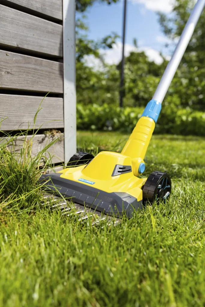Cordless lawn and edge trimmer FineCut 18 Volt, without battery