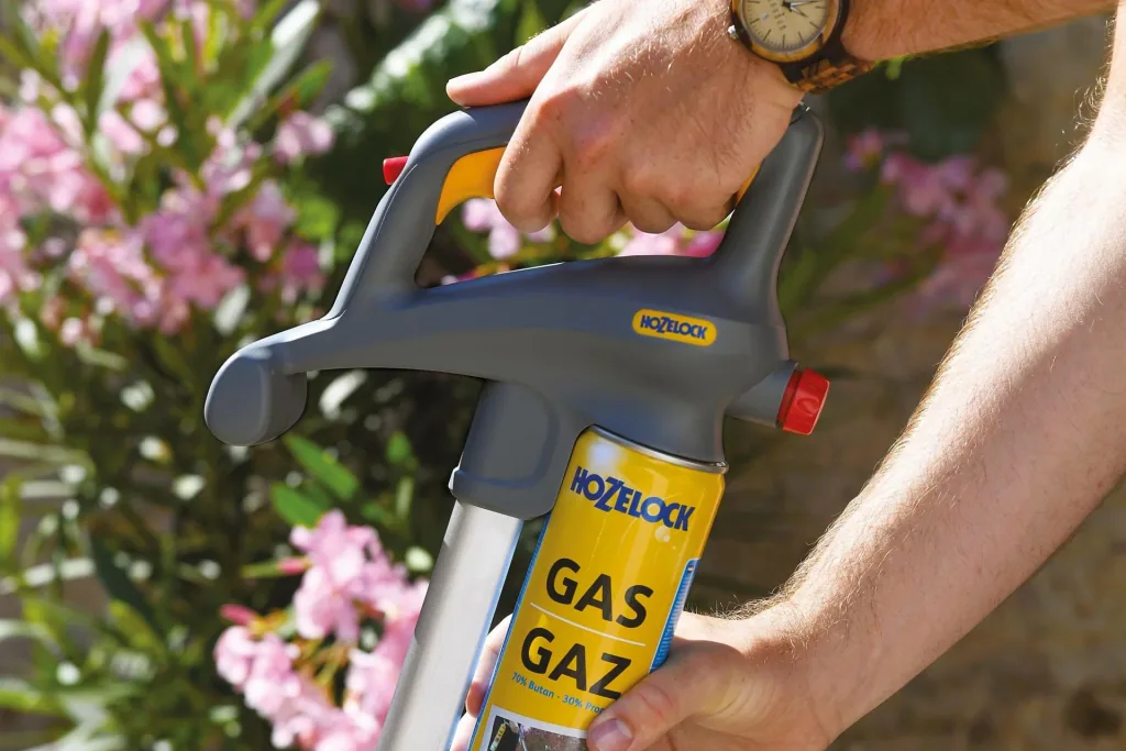 Turbo gas weed burner