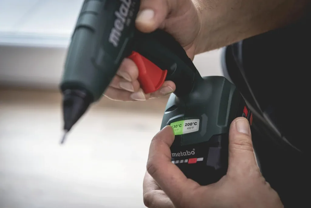 Cordless hot glue gun HK 18 LTX 20 without battery