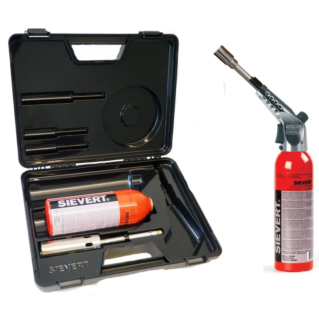 Metal nozzle set in a case, roof work