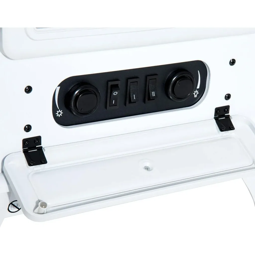 Electric fireplace with flame effect and heating function