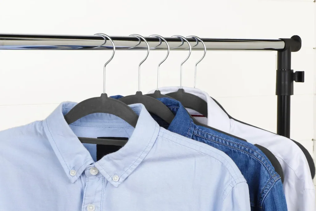 Clothes hangers, set of 12