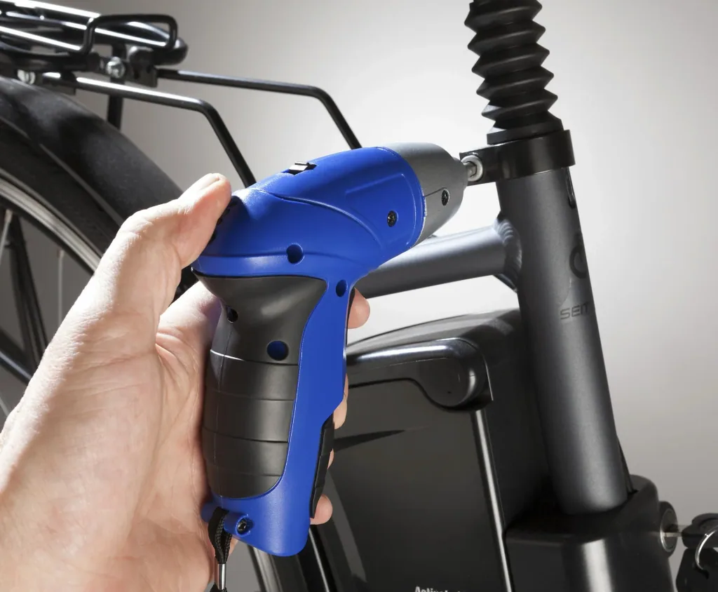 Cordless screwdriver 3.6 V Li-Ion with 101-piece bit set