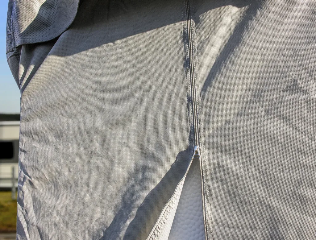 Caravan protective cover approx. 590 x 250 x 220 cm
