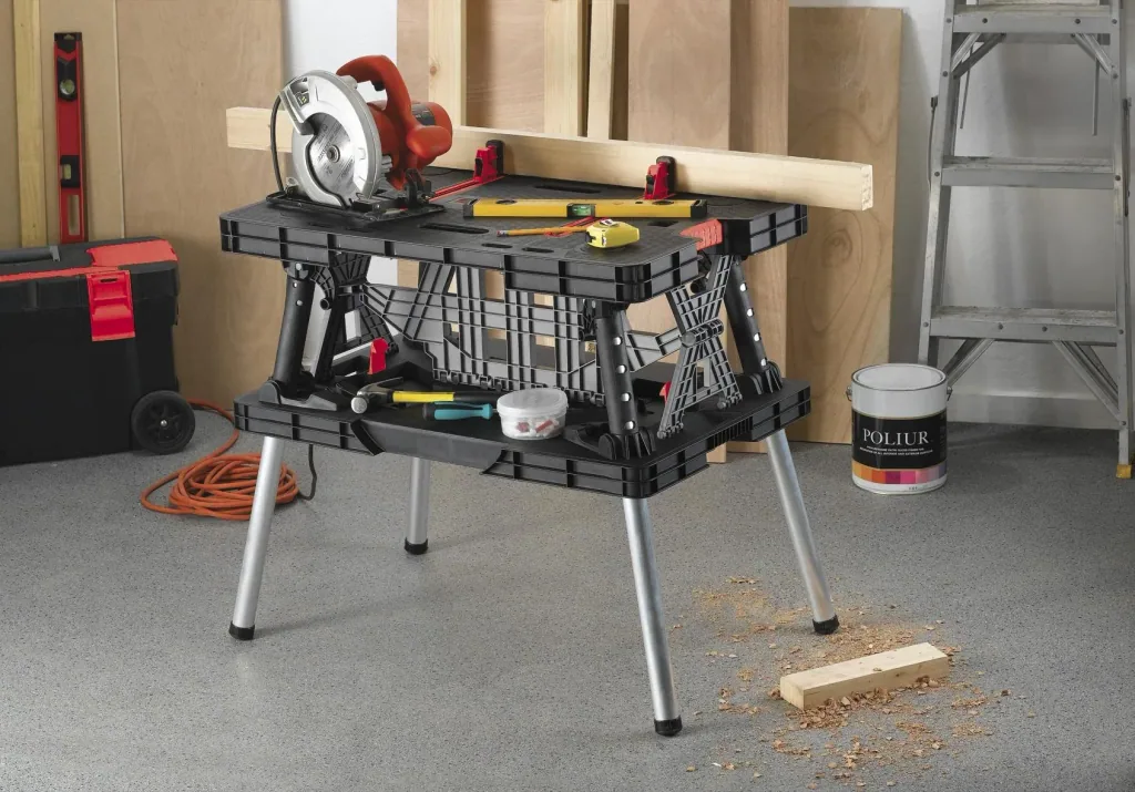 Work table, foldable