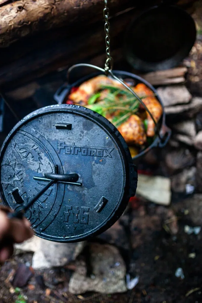 Dutch oven (6 qt) flat bottom (without feet)