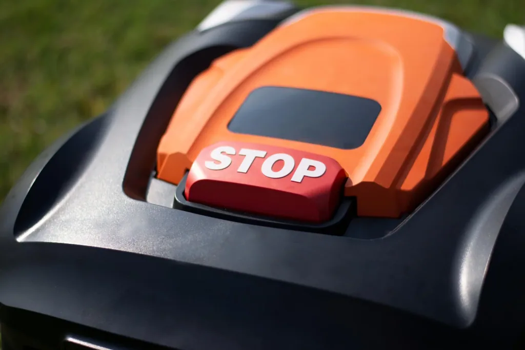 Robotic lawnmower "NX80i" with app control & iRadar ultrasonic sensor