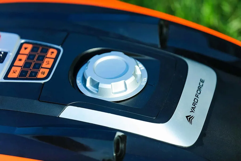 Robotic lawnmower Compact 300RBS - up to 300 m²