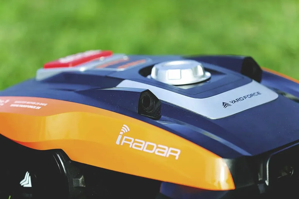 Robotic lawnmower Compact 300RBS - up to 300 m²