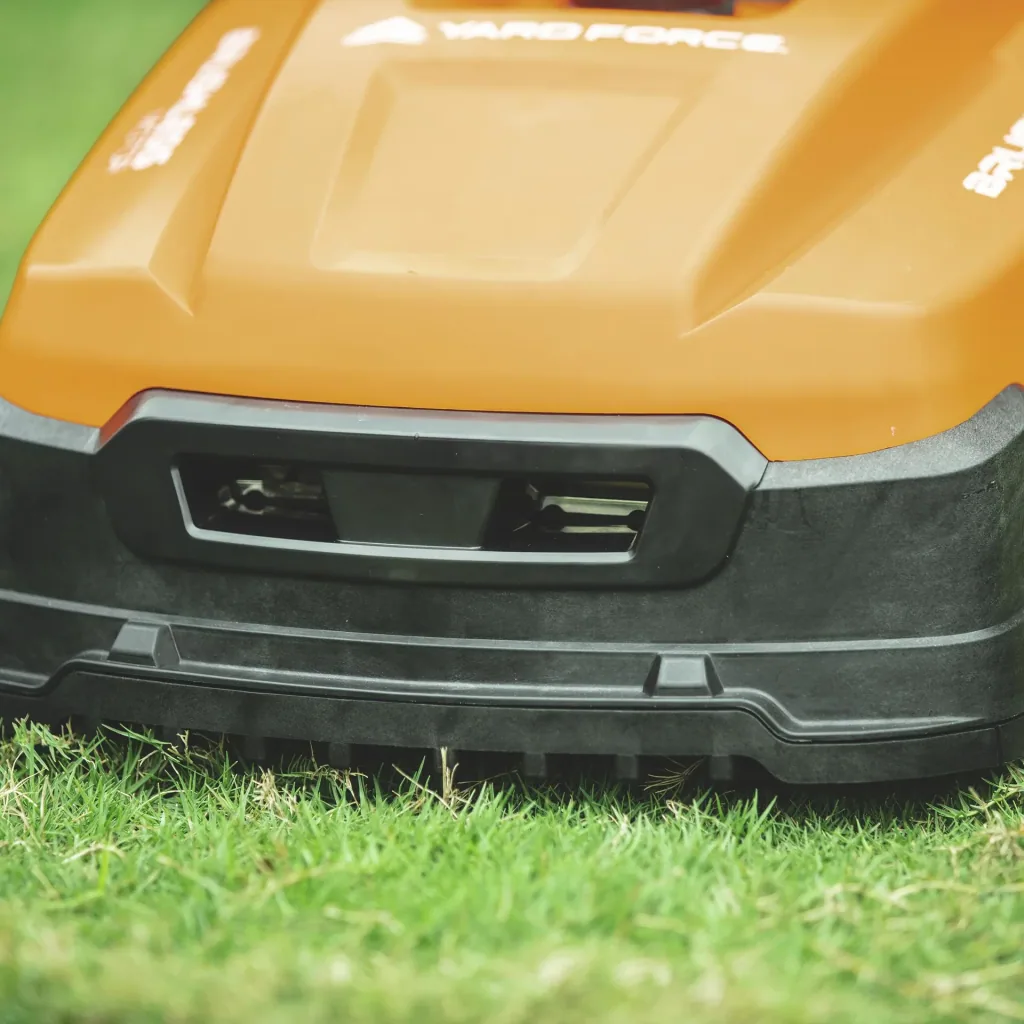 Robotic lawnmower Classic 500B - up to 500 m²