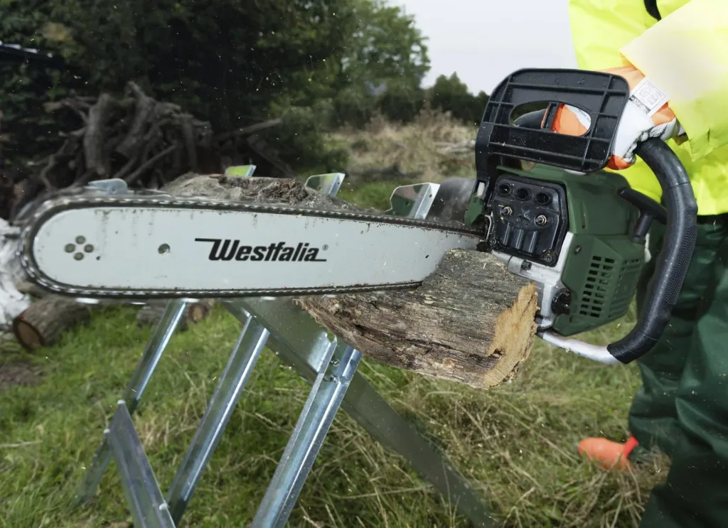Petrol chainsaw GM BK 4545