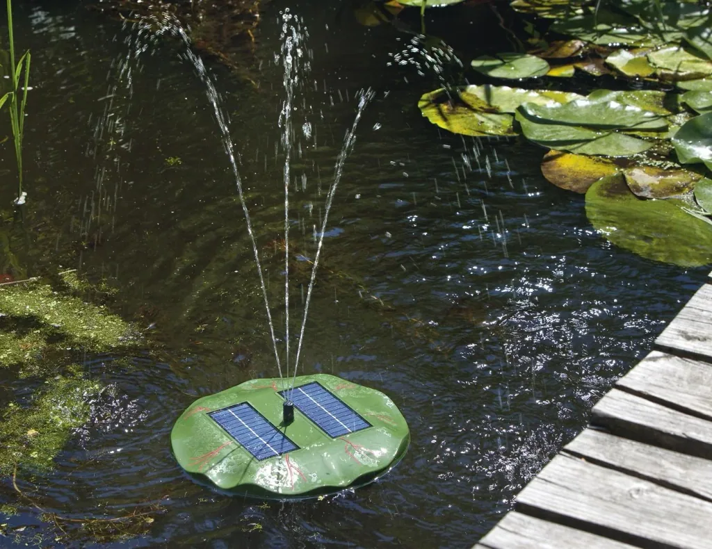Solar pond pump "Water Lily"