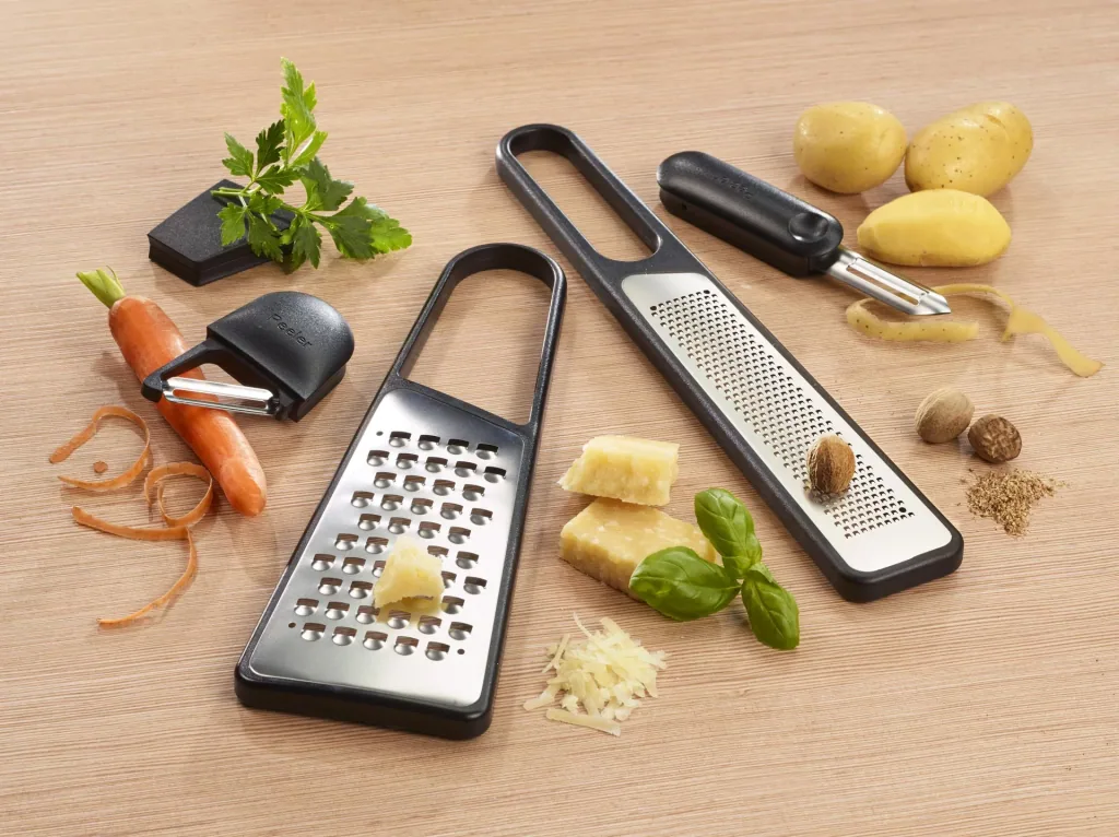 Multifunctional grater set, 4 pieces