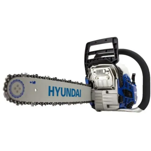 Chainsaw with 42cc petrol engine