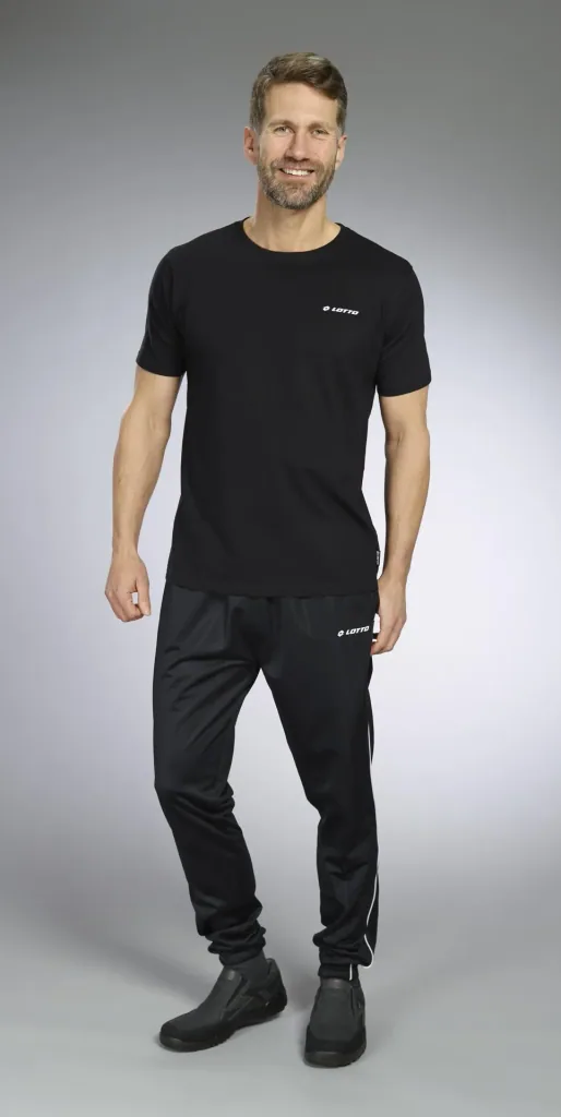 T-shirts in a double pack, color black, size M