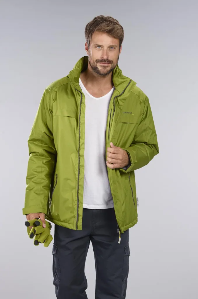 Functional jacket color green, breathable, windproof and water-repellent, size M