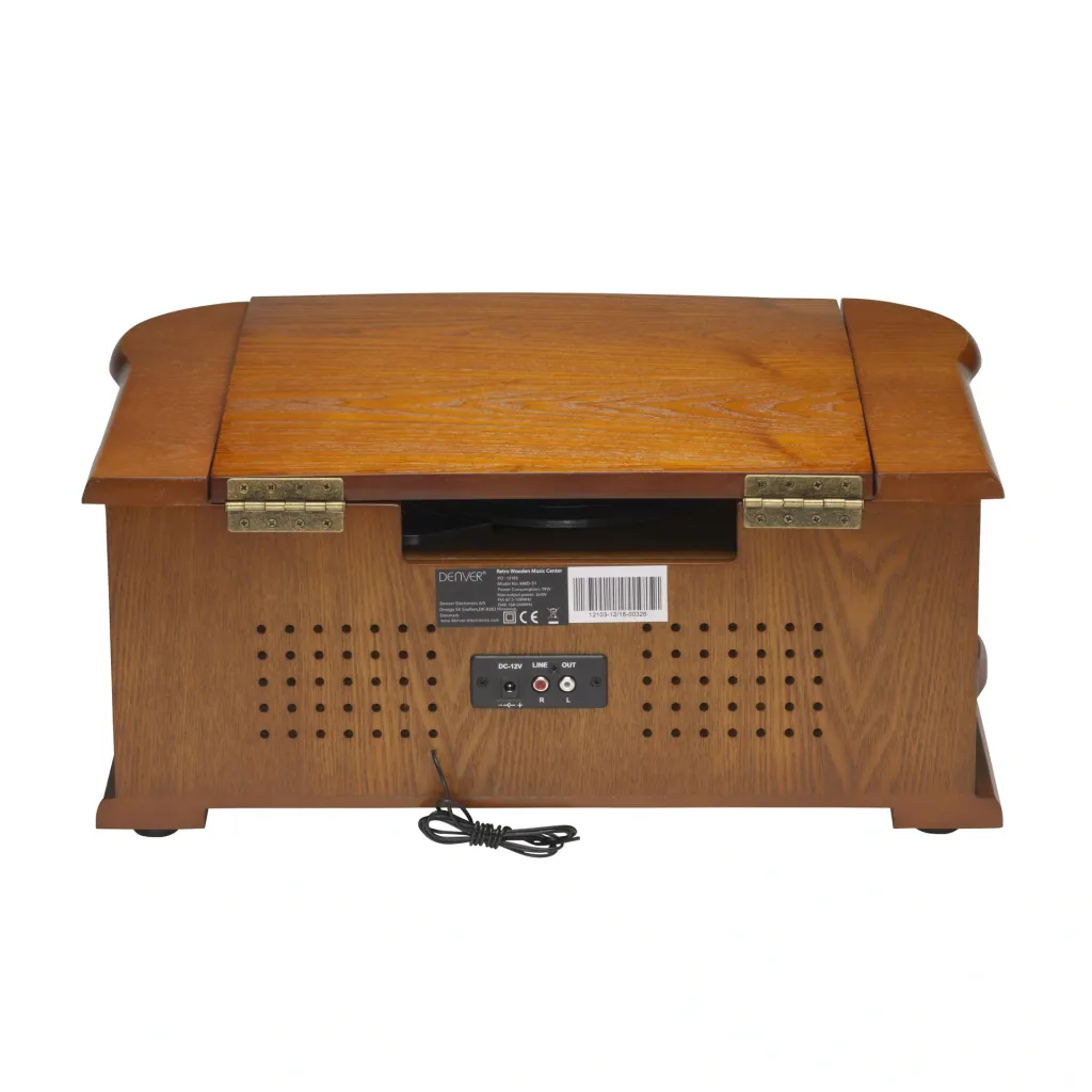 Retro HiFi system with DAB in wood look