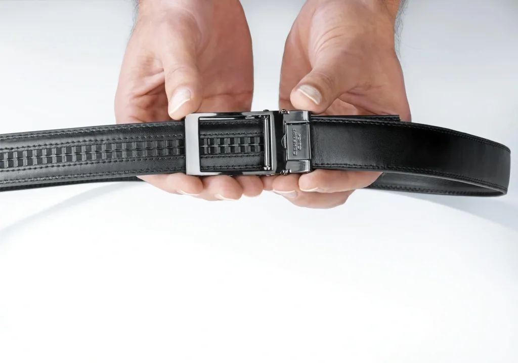 Automatic Click belt, leather, color black