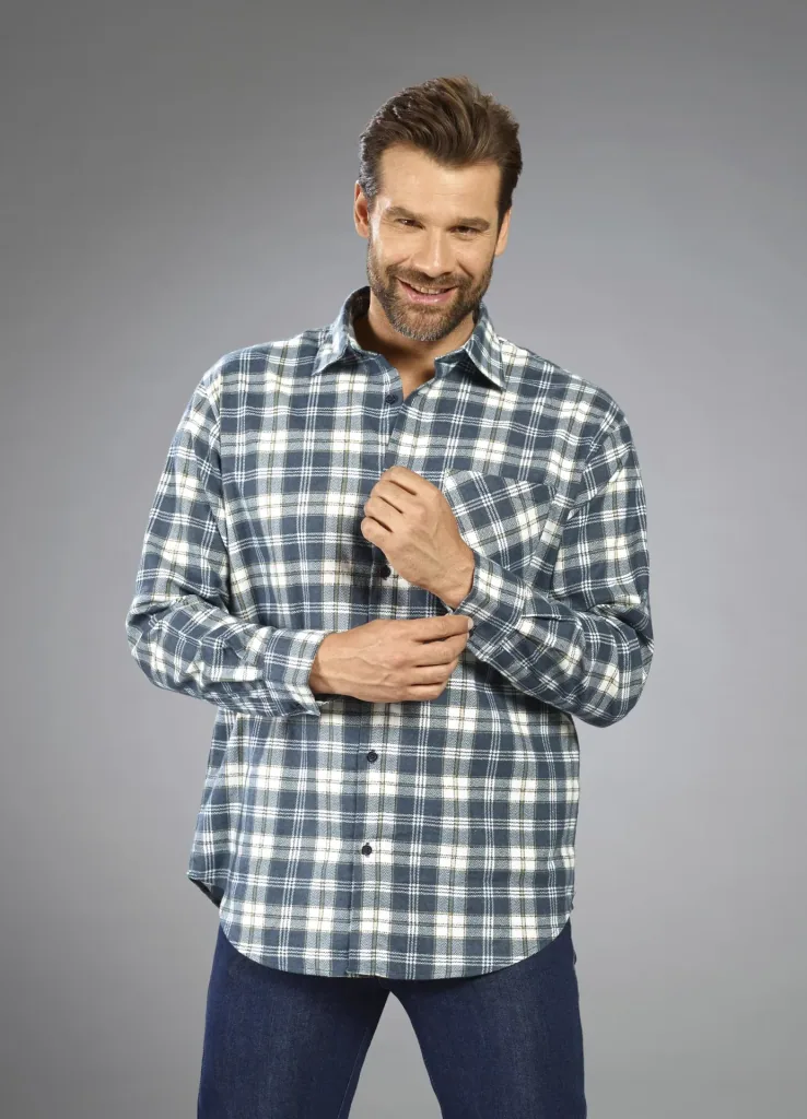 Checked flannel shirt, length 85cm, size 39/40, color-sorted