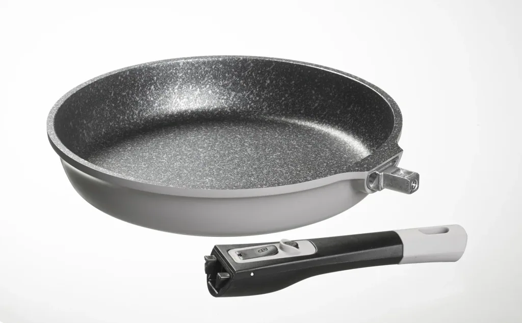 Cast aluminum frying pan MOONSCAPE Ø 24 cm with click handle
