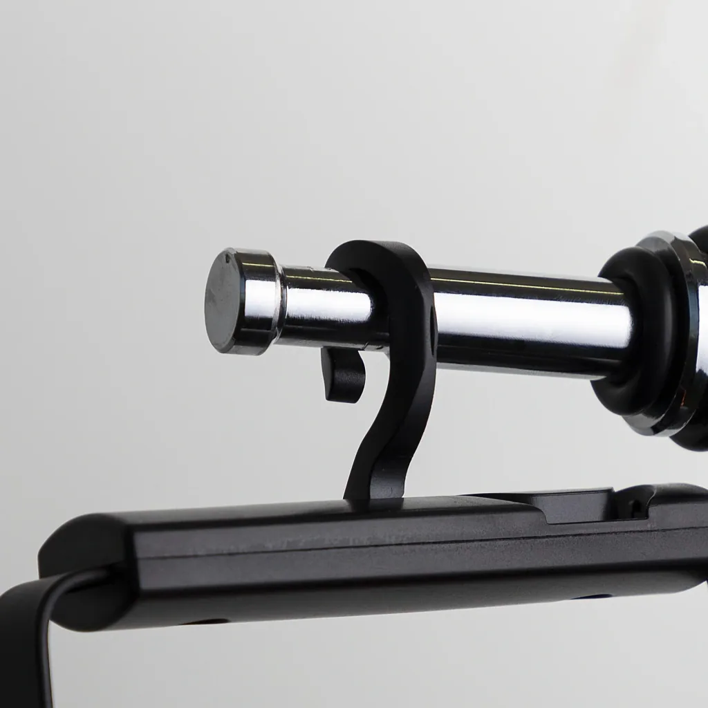 LED work light with bracket, 1000 lumens, IP65