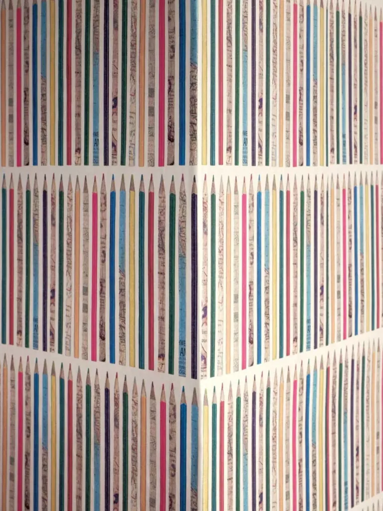 Little Sanderson Abracazoo papier peint crayons bleu