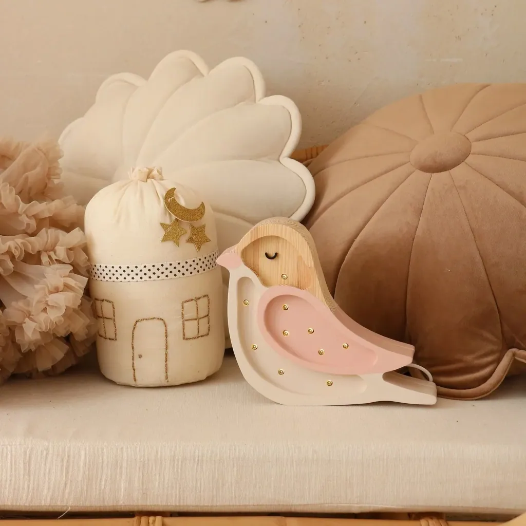 Little Lights Veilleuse enfants, lampe de nuit Mini-Vogel - 100% pin naturel, couleur: Crème de fraise