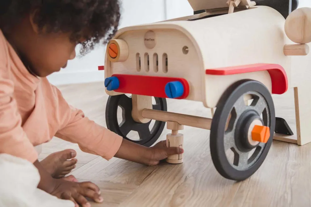 Plan Toys Jouet Mécanicien auto/simulateur de conduite bois
