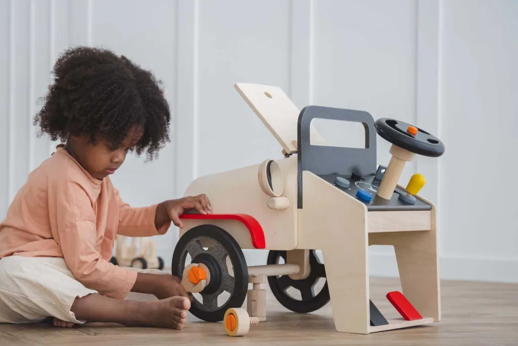 Plan Toys Jouet Mécanicien auto/simulateur de conduite bois