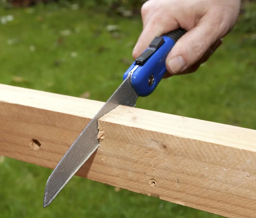 Scie multifonction, pliable