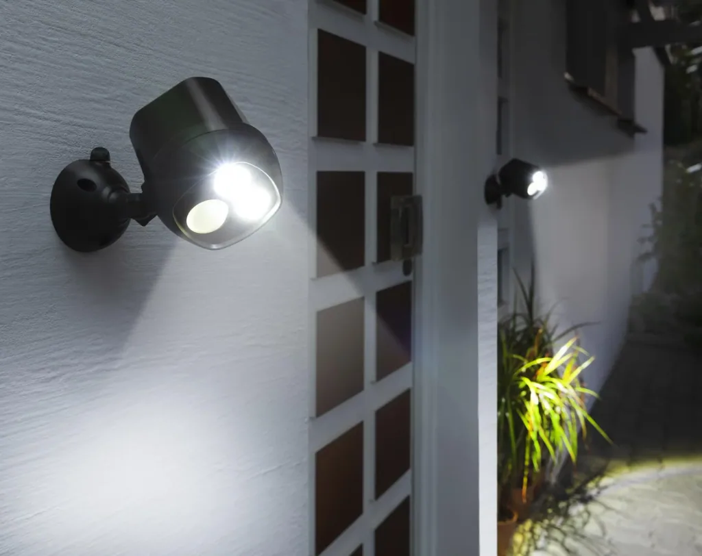 Lumière de sécurité LED avec couplage radio, 2 pièces (Piles non incluses)