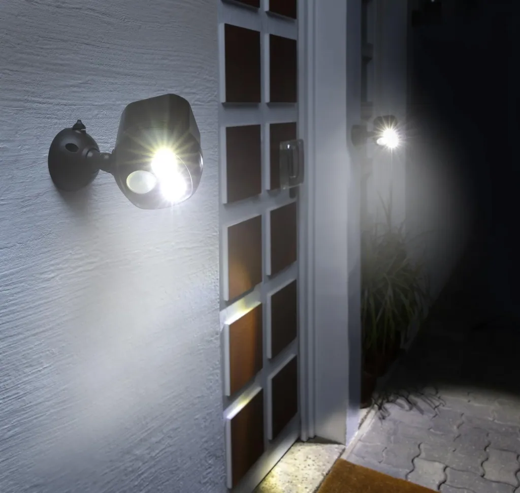 Lumière de sécurité LED avec couplage radio, 2 pièces (Piles non incluses)