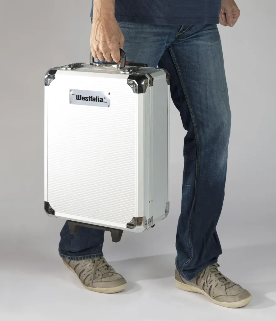 Tool case on wheels 186 pieces