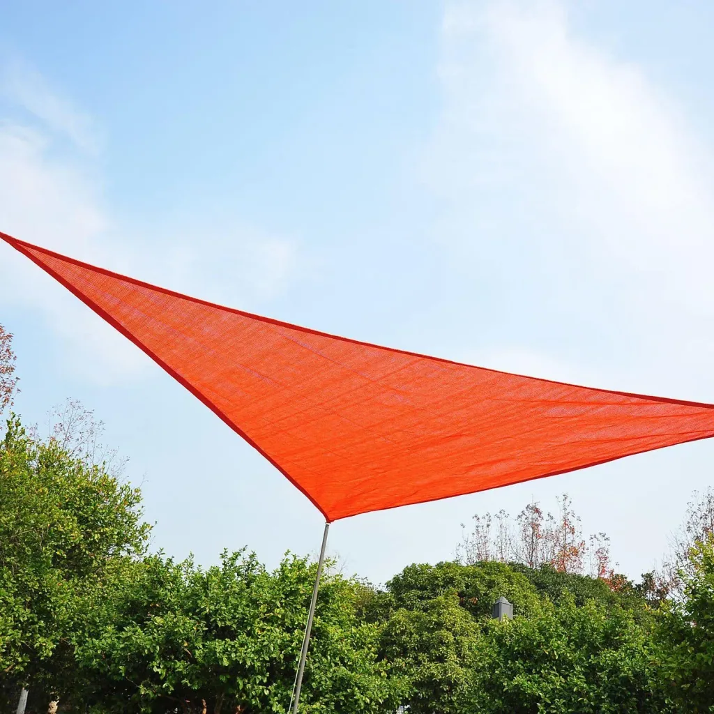 Sun sail (6x6x6m) triangles rust red HDPE - breathable