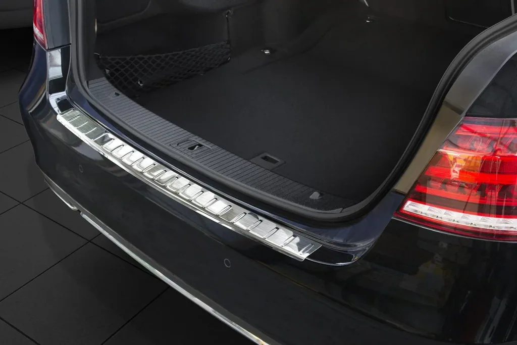 Loading sill protection for Mercedes E Class W212 FL Sedan, built from 2013-2016