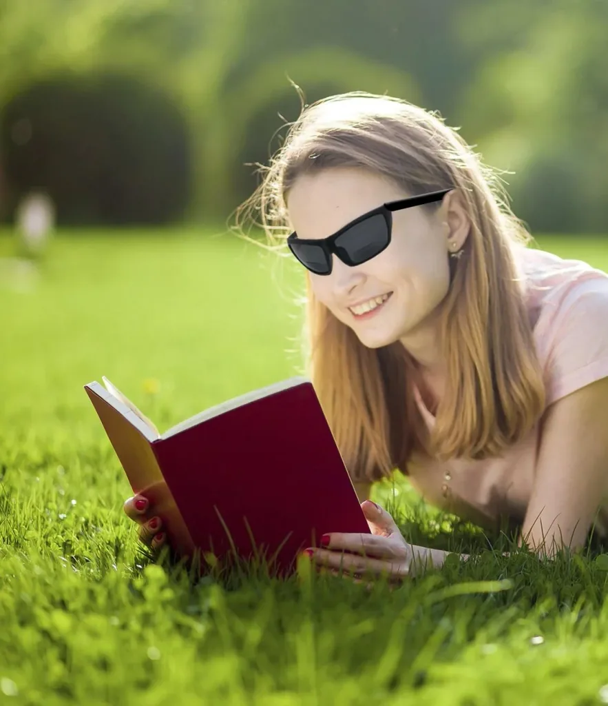Sun reading glasses with 300% magnification