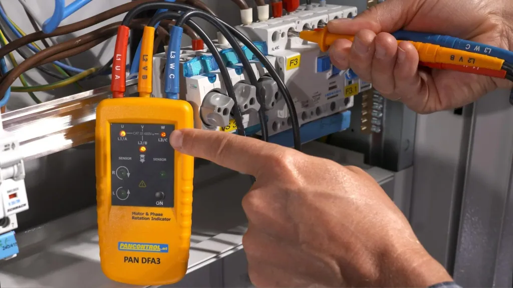Rotary field indicator