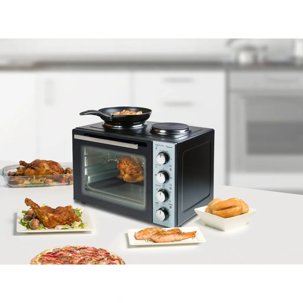 Small kitchen grill oven with rotisserie, 31 liters