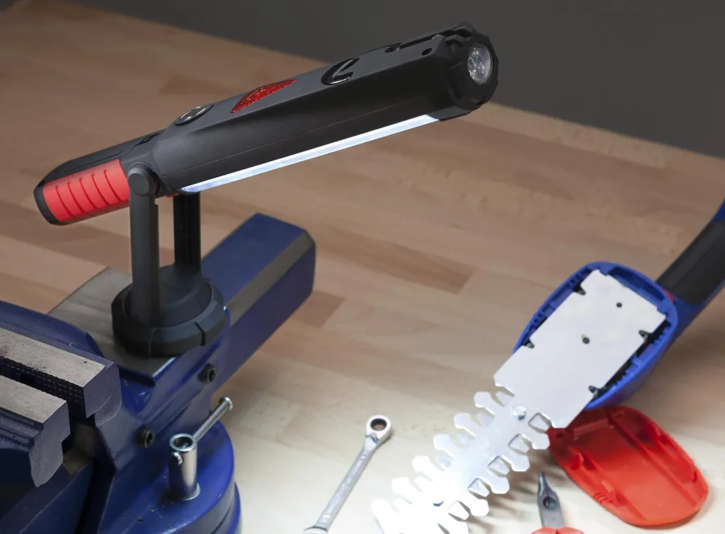 Work lamp with hazard warning light