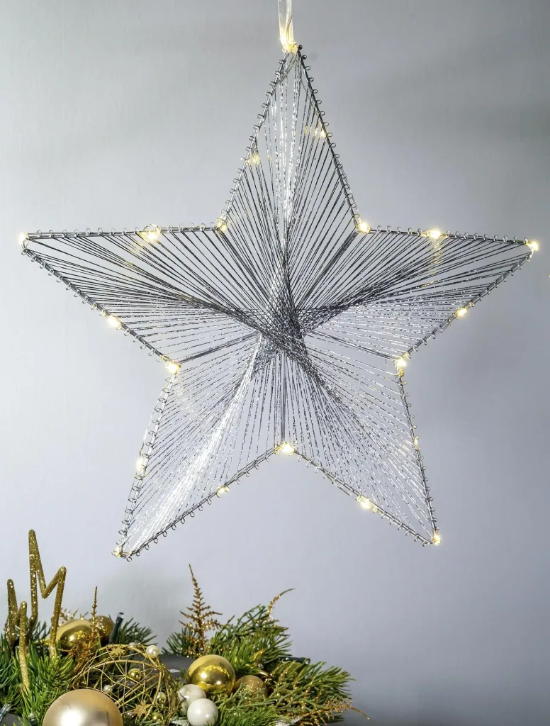 Decorative star with 20 warm white LEDs, battery operated