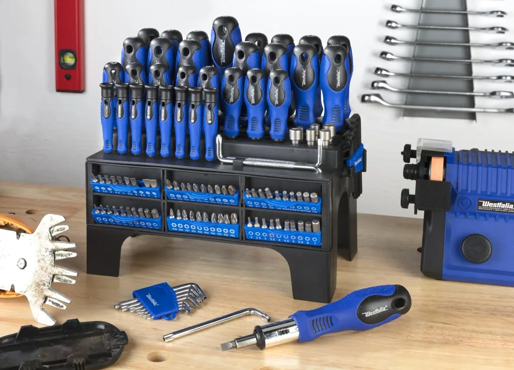 Screwdriver and bit set with holder 116-piece