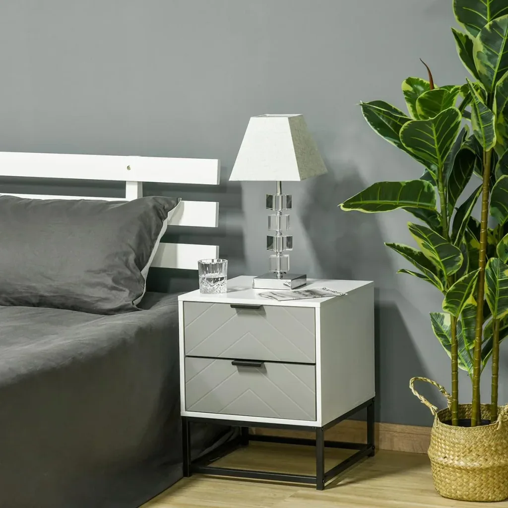 Table lamp with crystal base cream white