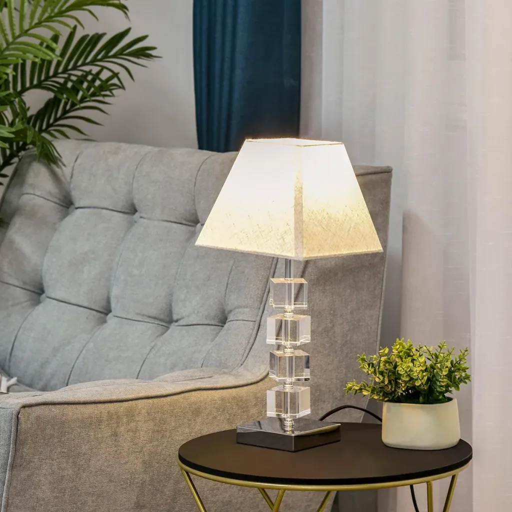 Table lamp with crystal base cream white