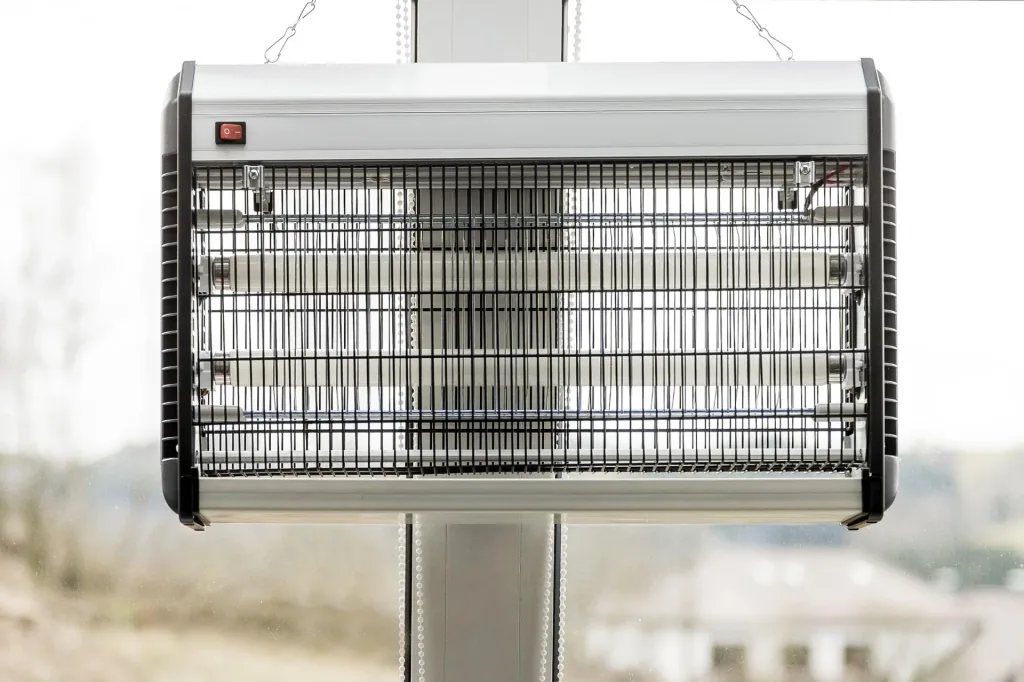 Electric fly killer ECO with 2 x 15 watt tubes